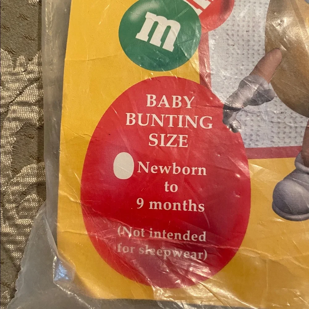 M & M Baby Bunting Size Newborn to 9 months
1 Piece Halloween Costume - NEW! - Picture 2 of 8